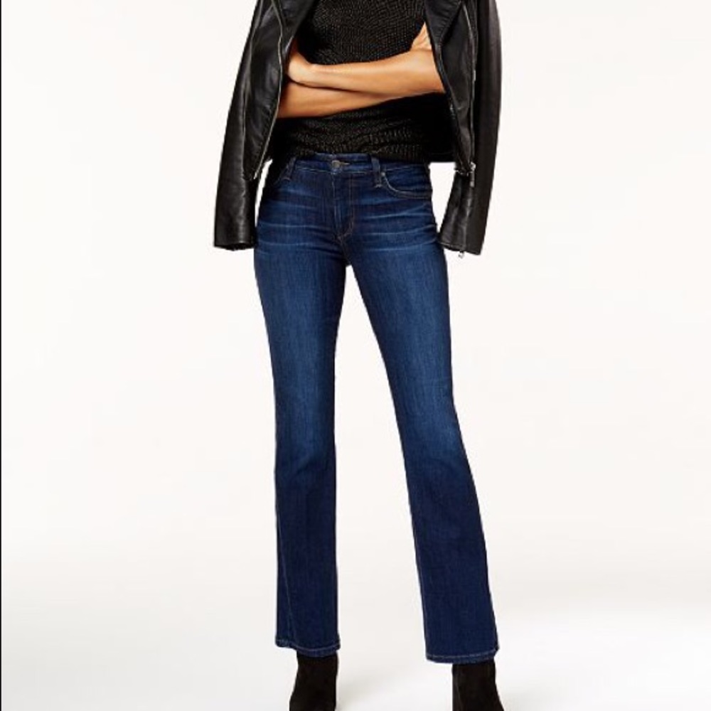 Joe’s jean provocateur bootcut petite